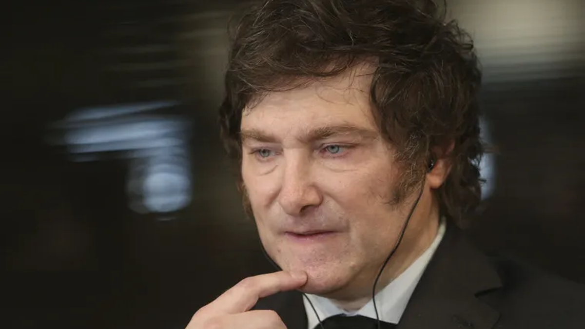 Milei al rescate de los desastres heredados de Alberto y Massa